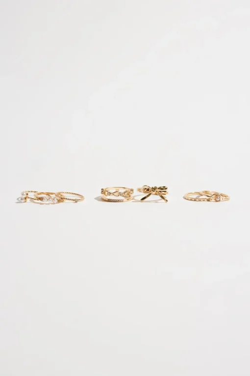 Dynamite 8-Pack Pearl and Bow Delicate Rings White Flash Sale